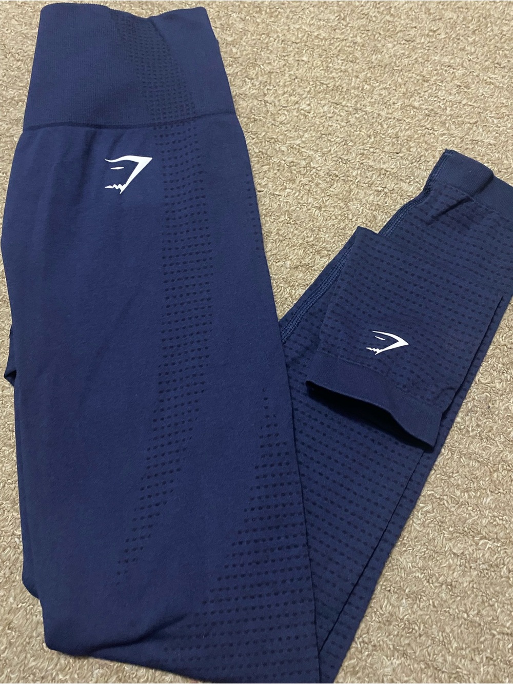 Gymshark M Navy Seamless Performance Leggings, perfect for workout or run!
